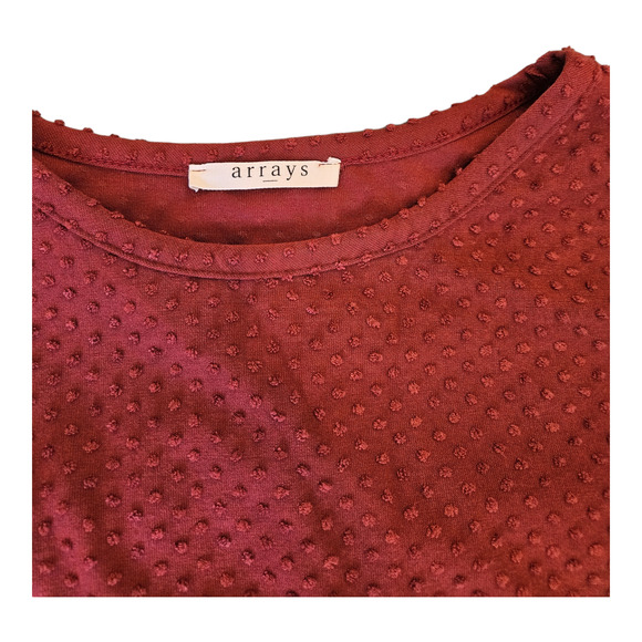 Arrays Small Red Sleeveless Shirt - Picture 2 of 5